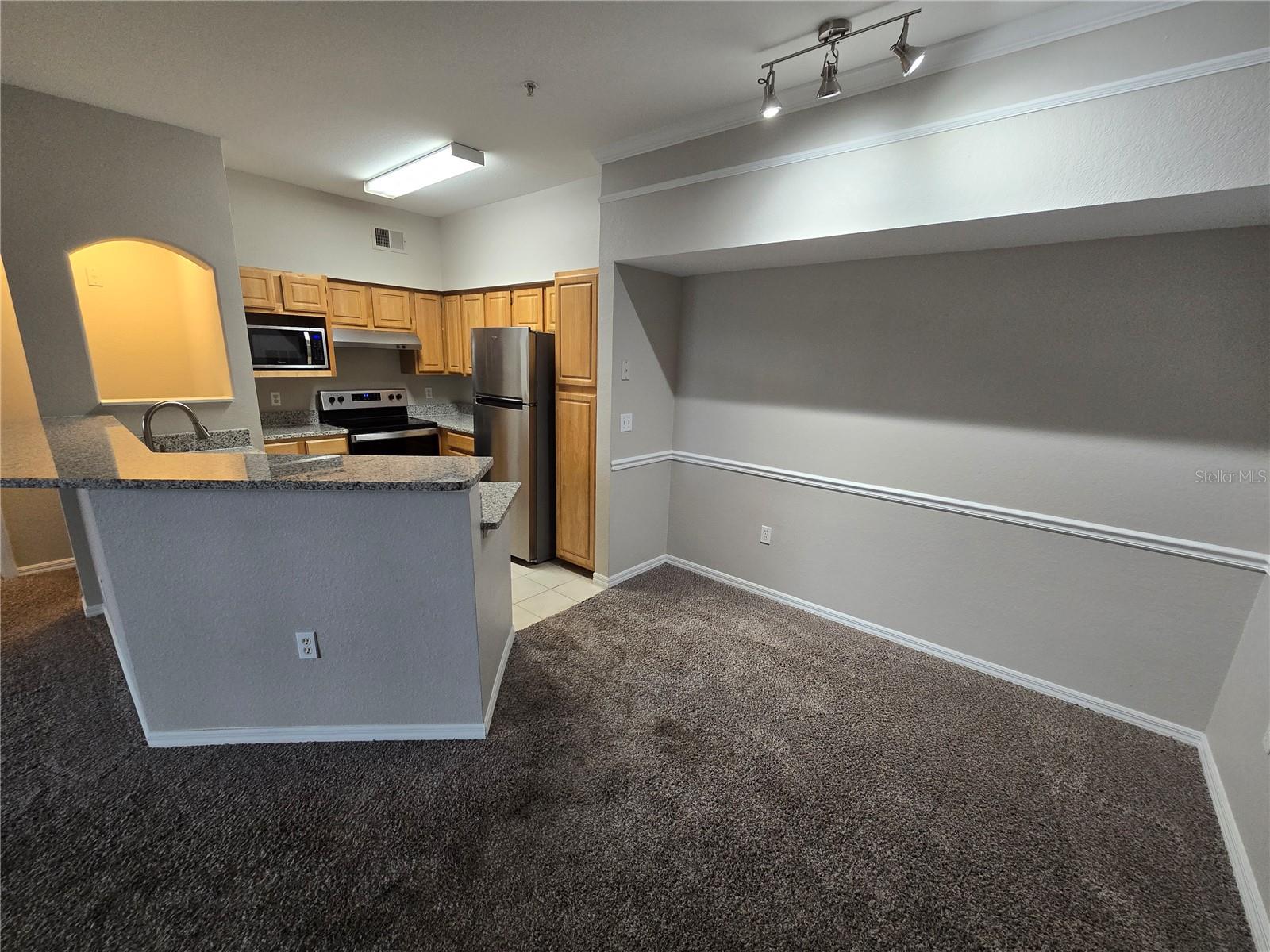 HAMPTONS/METROWEST - Residential Lease