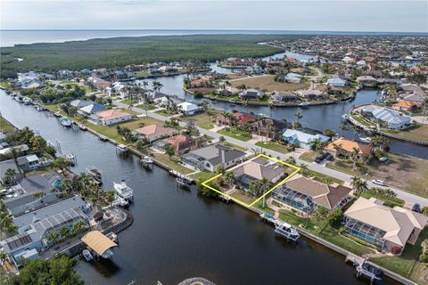 A home in PUNTA GORDA