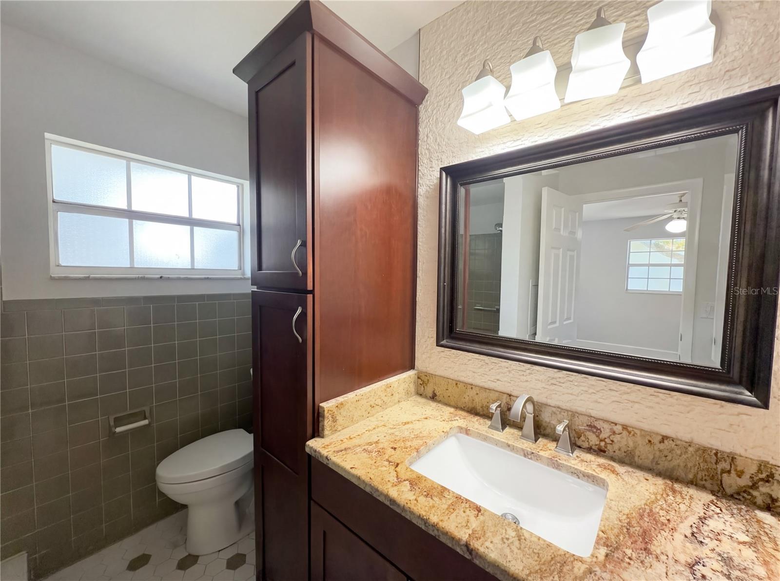 CRYSTAL LAKE ESTATES - Residential