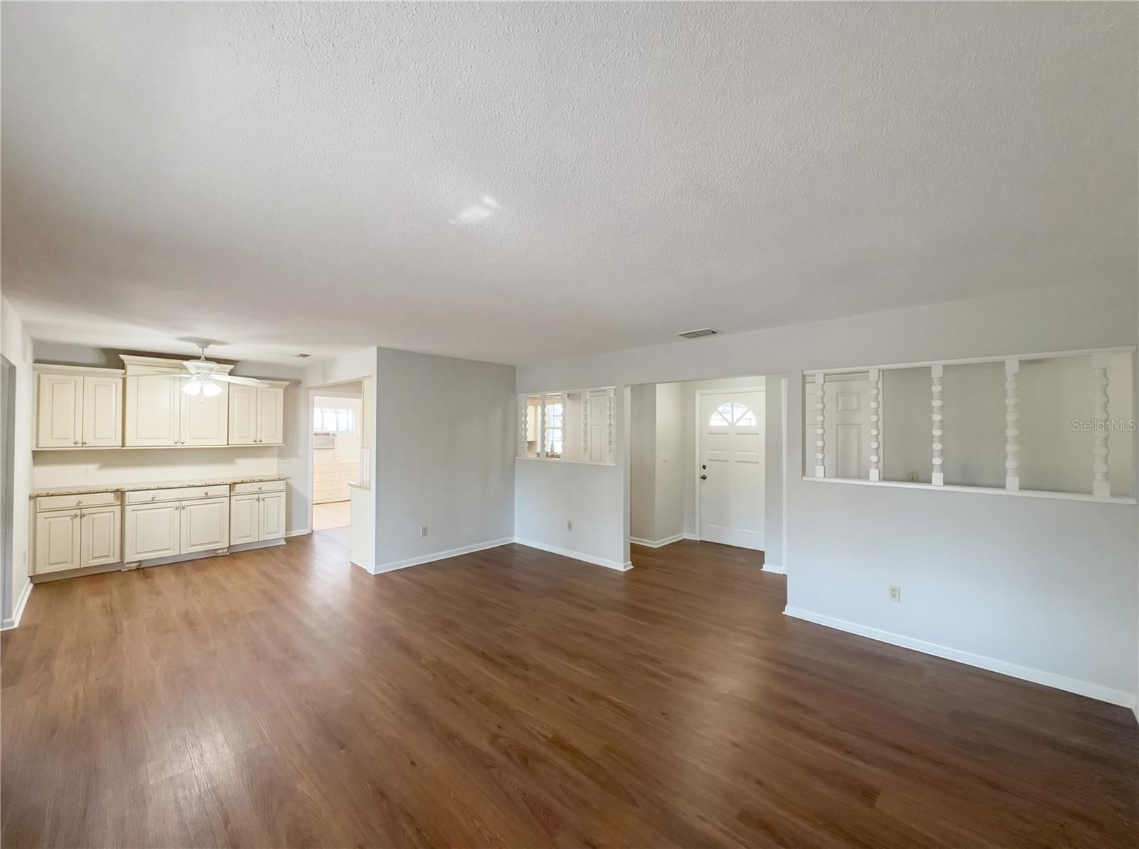 CRYSTAL LAKE ESTATES - Residential