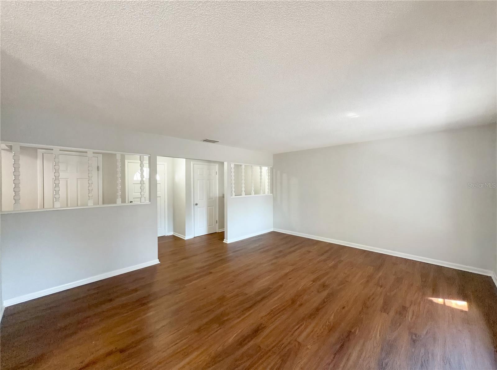 CRYSTAL LAKE ESTATES - Residential