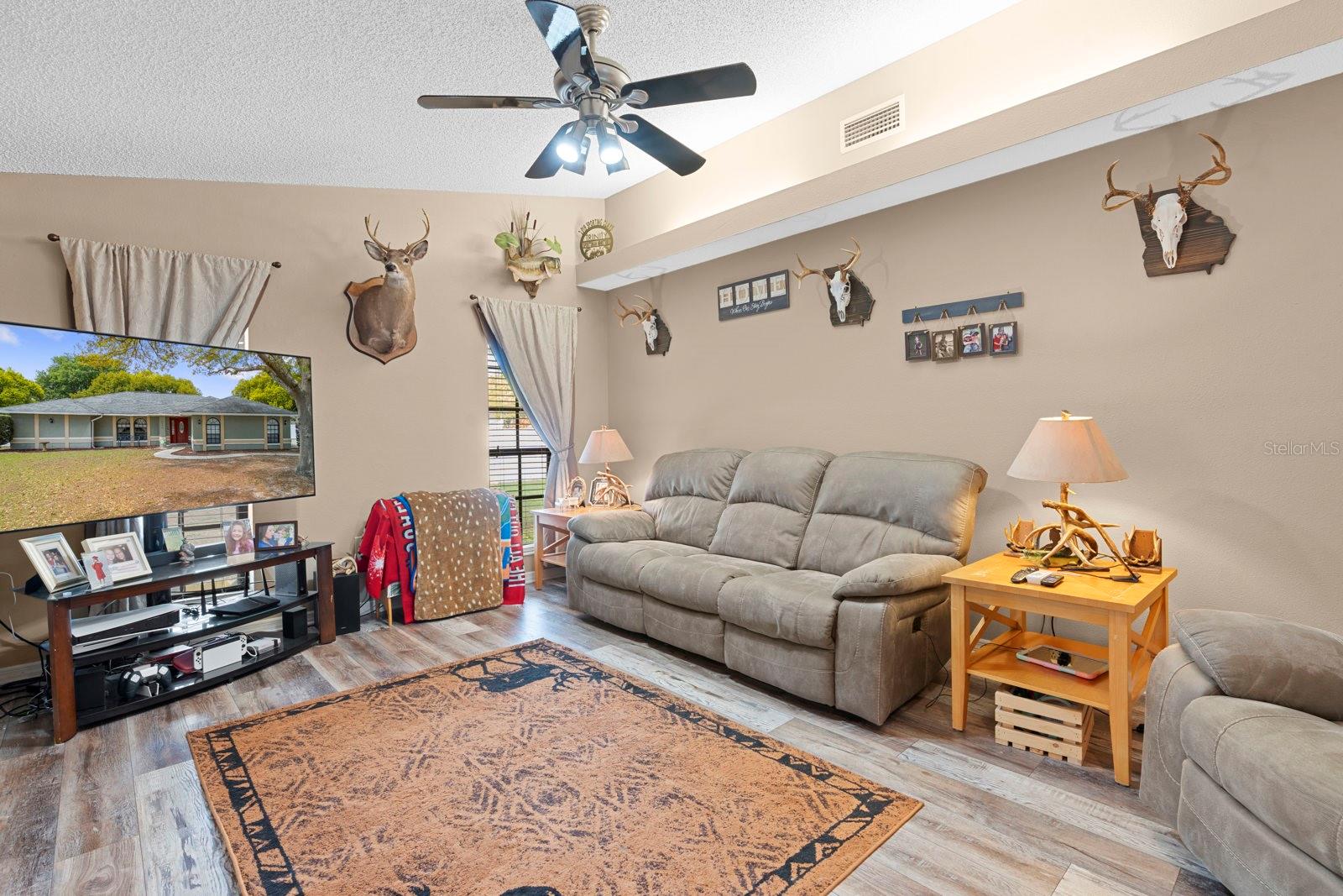 SUMMIT RIDGE - Residential