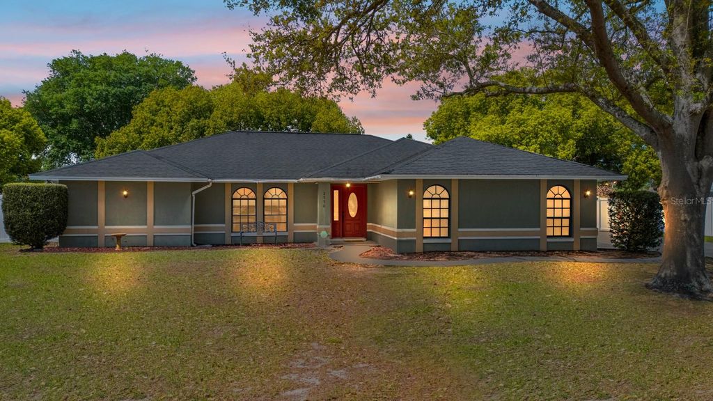 Photo of 2550 Roslyn Lane, Lakeland, FL 33812 (MLS # TB8488655)