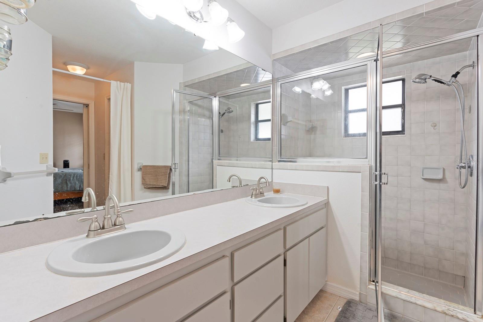 SUMMIT RIDGE - Residential