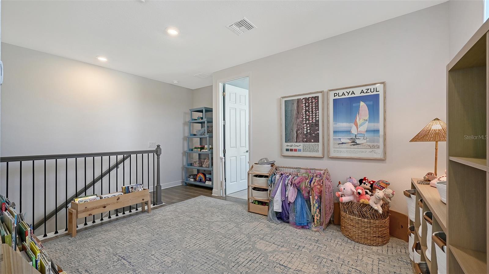 SWEETWATER AT LAKEWOOD RANCH PH I & II - Residential