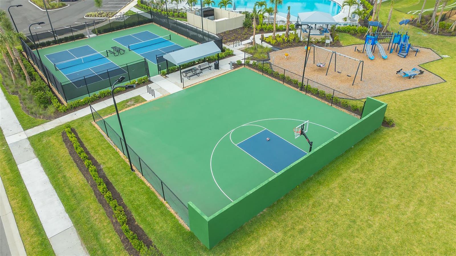 SWEETWATER AT LAKEWOOD RANCH PH I & II - Residential