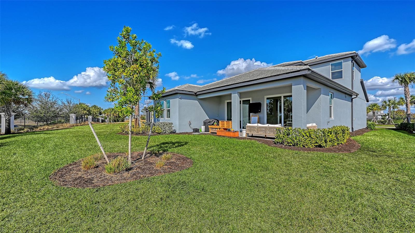 SWEETWATER AT LAKEWOOD RANCH PH I & II - Residential