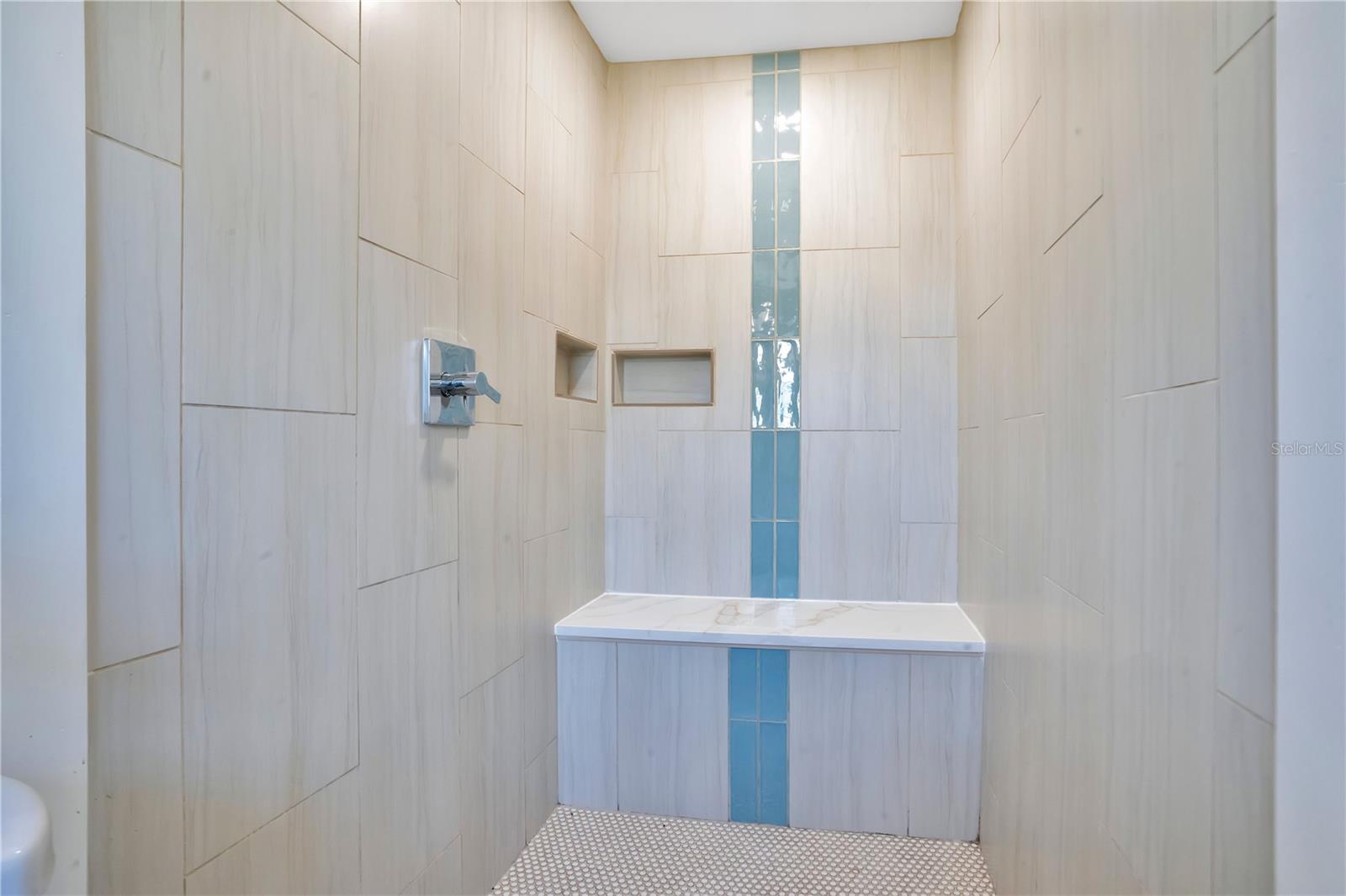 ISLE CATALINA - Residential