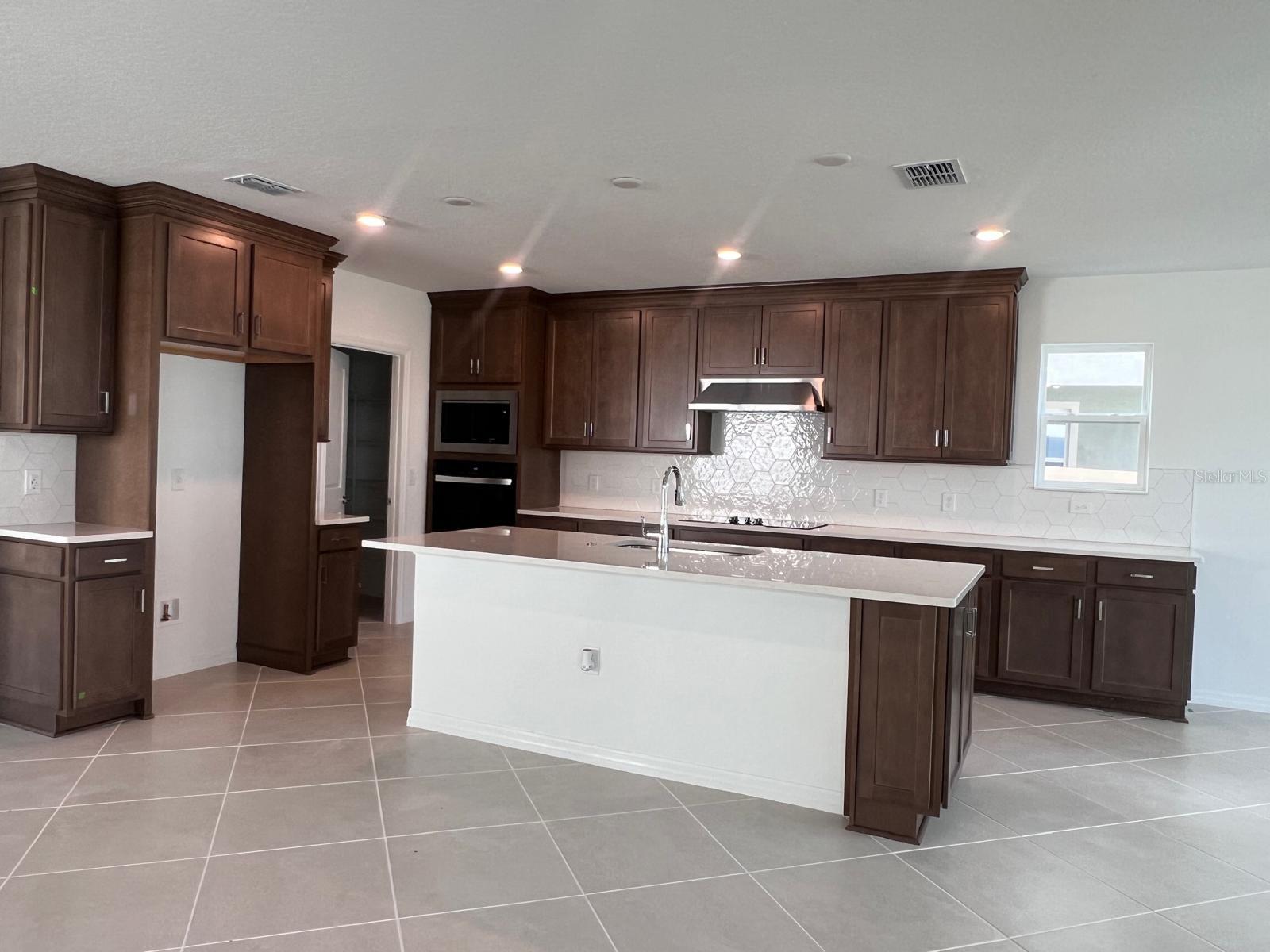 SILVERLAKE PH 1 - Residential Lease