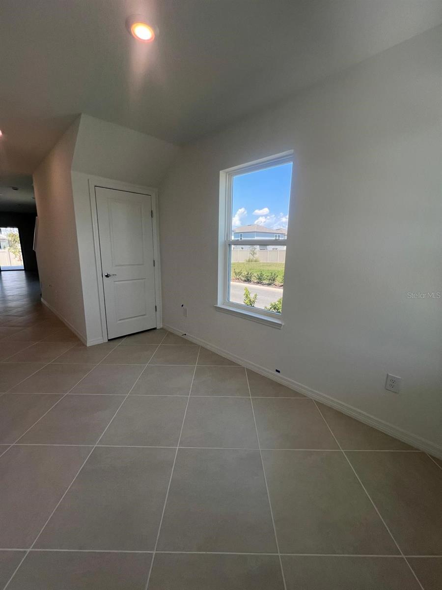 SILVERLAKE PH 1 - Residential Lease