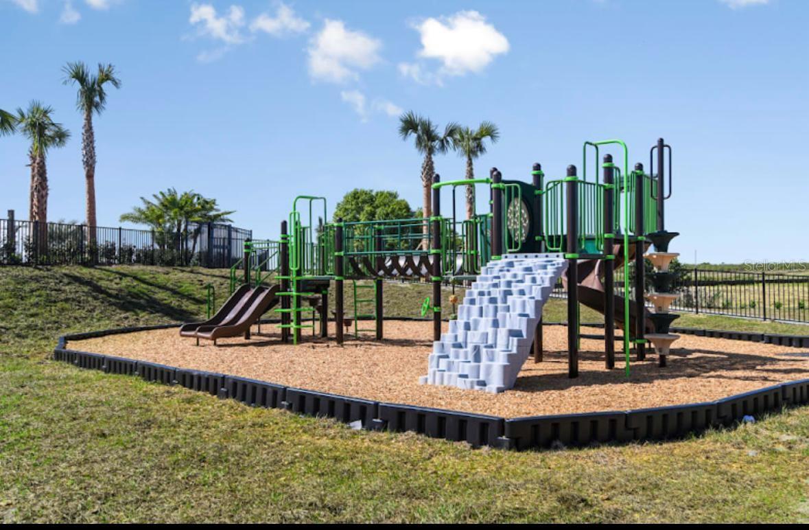 SILVERLAKE PH 1 - Residential Lease