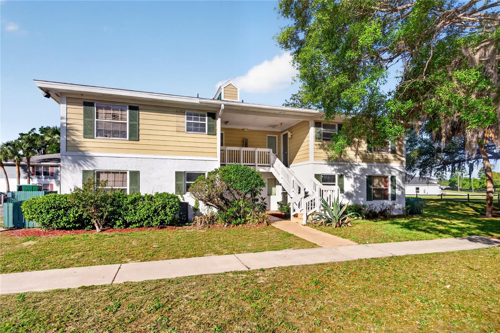 COUNTRY CLUB VLG/SILVER SPGS - Residential