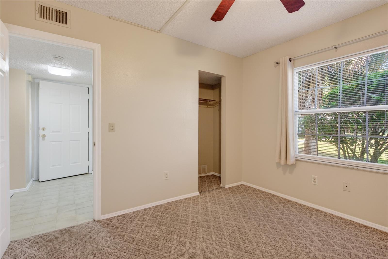 COUNTRY CLUB VLG/SILVER SPGS - Residential