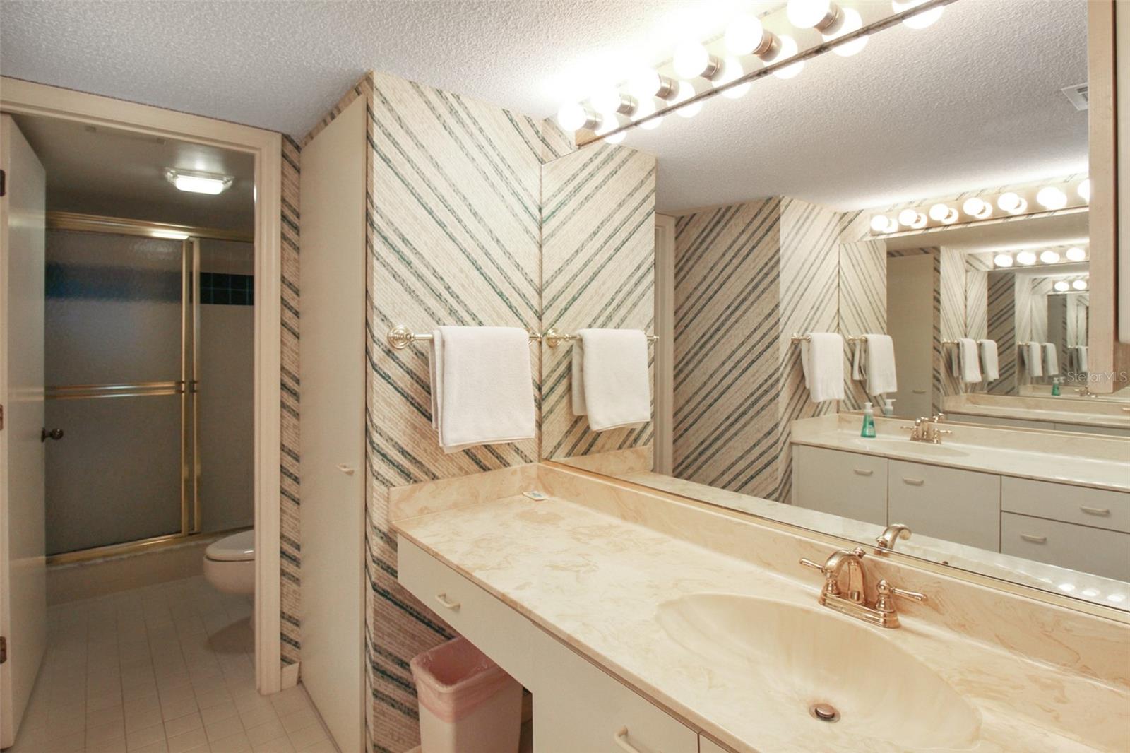 GULF & BAY CLUB BAYSIDE - Residential Lease