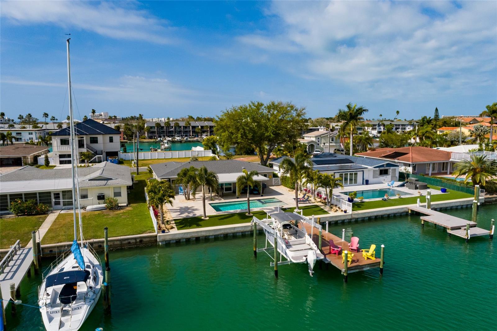 CAPRI ISLE SUB - Residential