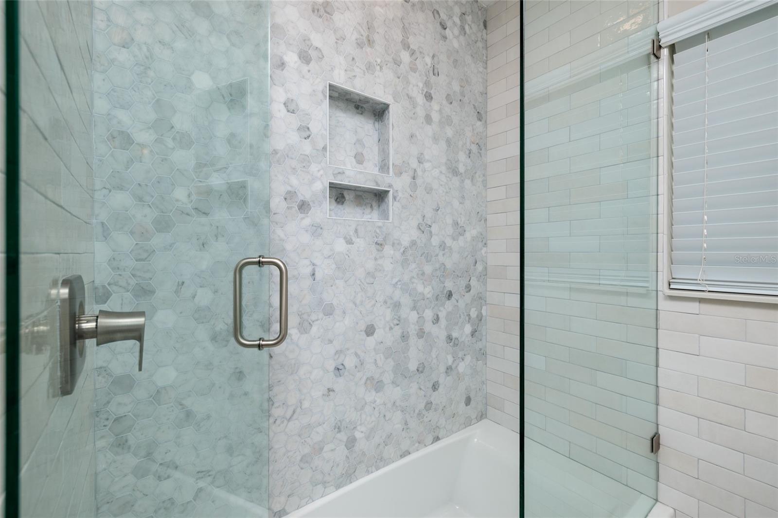 CAPRI ISLE SUB - Residential