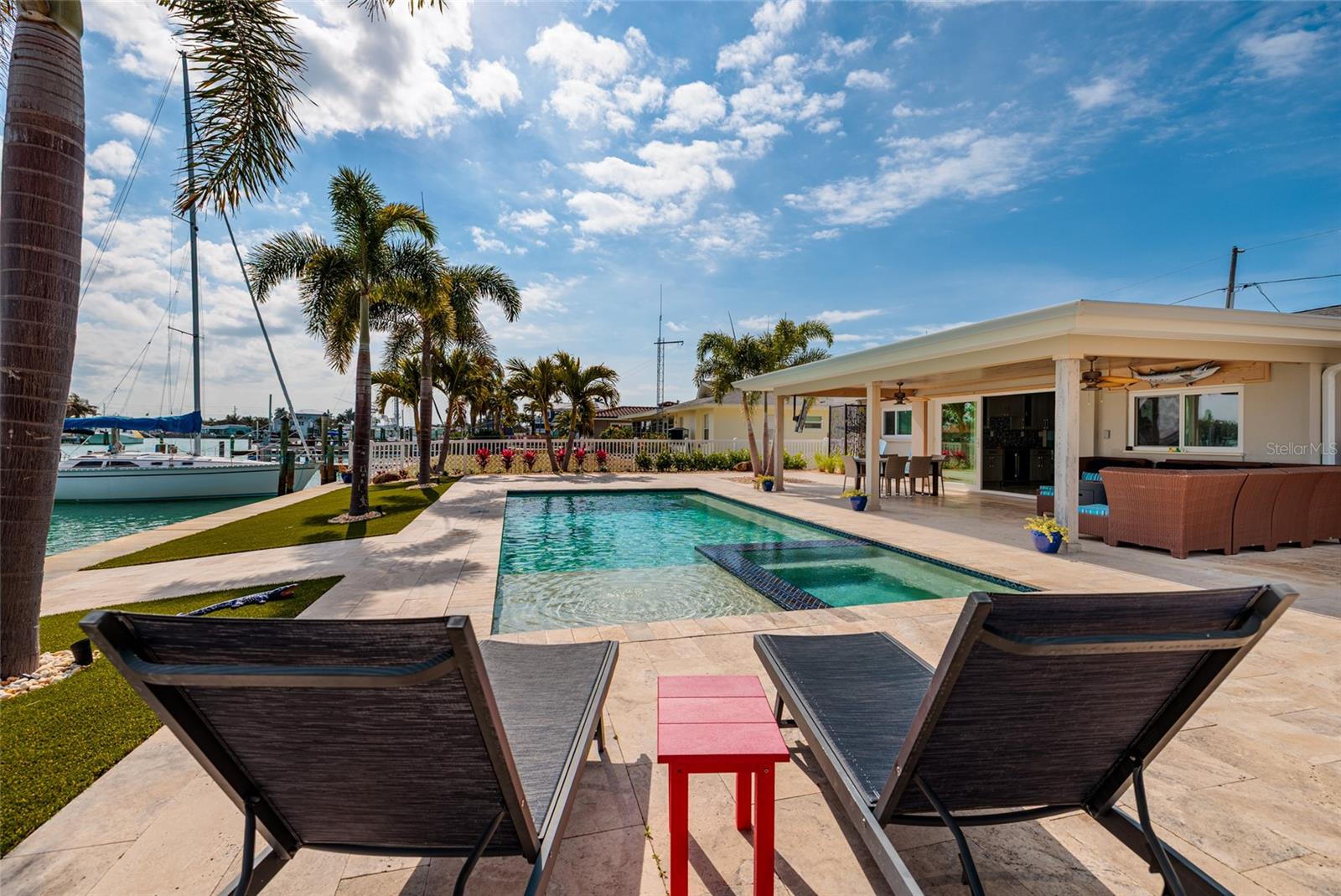 CAPRI ISLE SUB - Residential