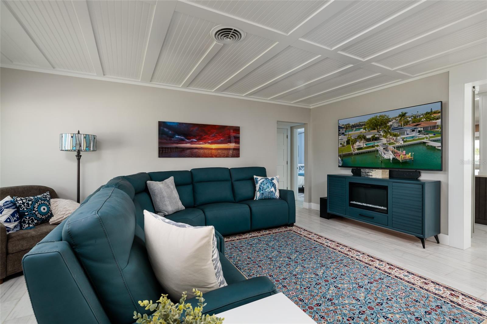 CAPRI ISLE SUB - Residential