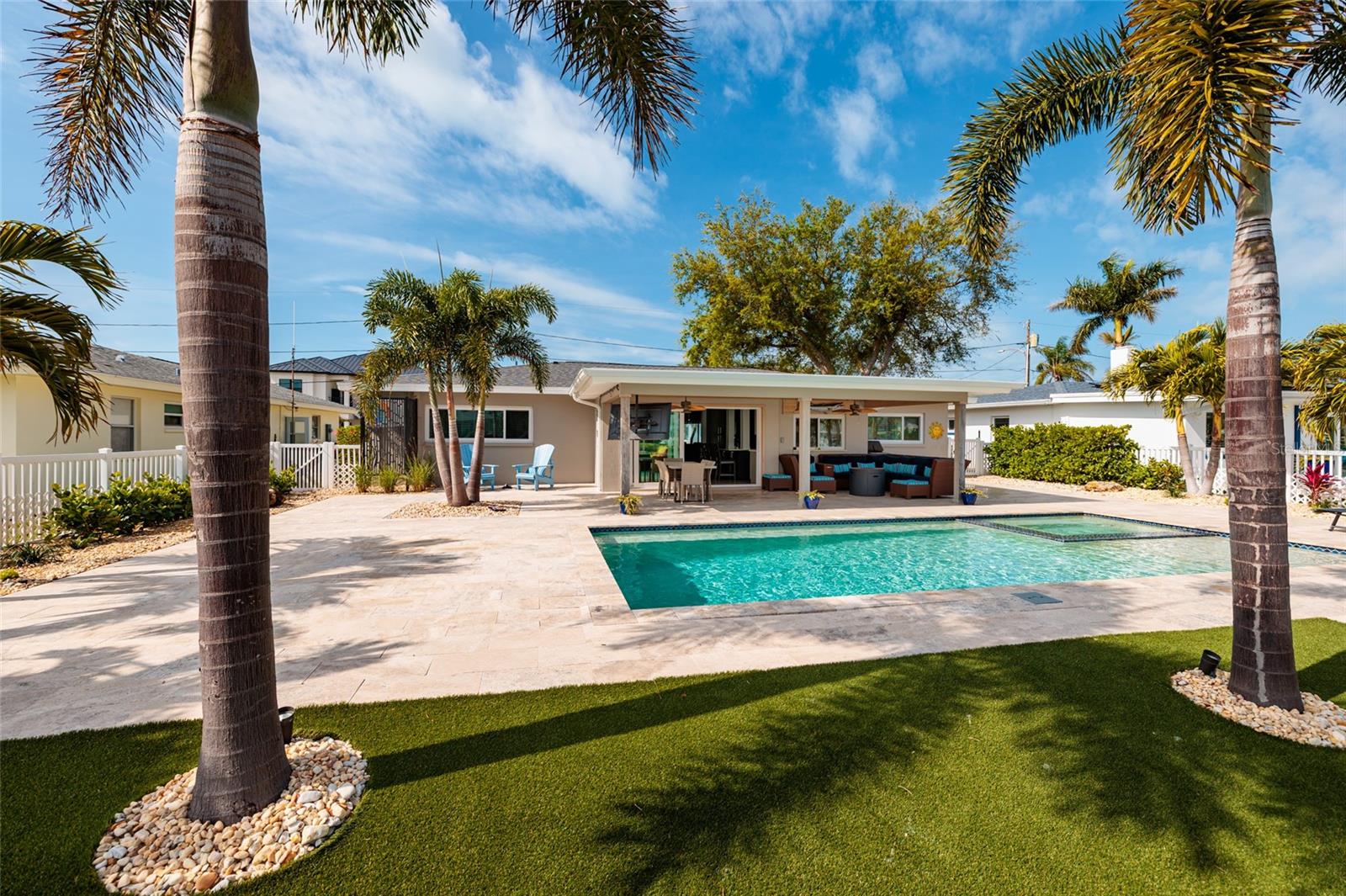 CAPRI ISLE SUB - Residential