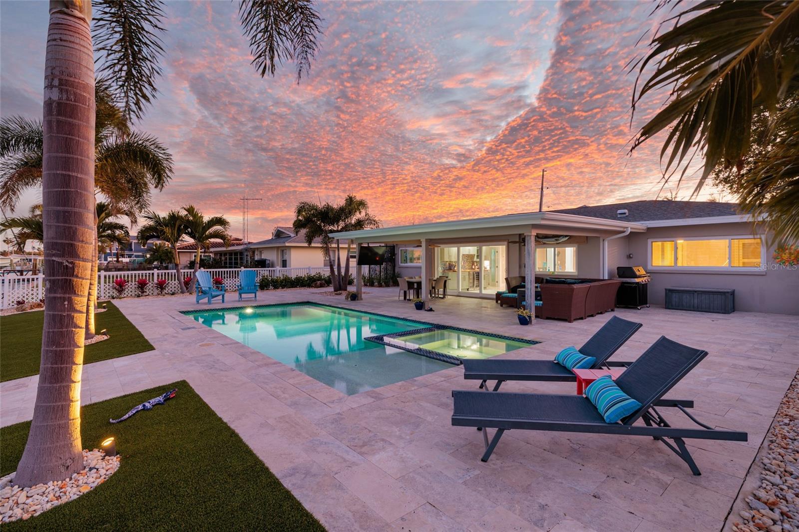 11775 E 4TH STREET E