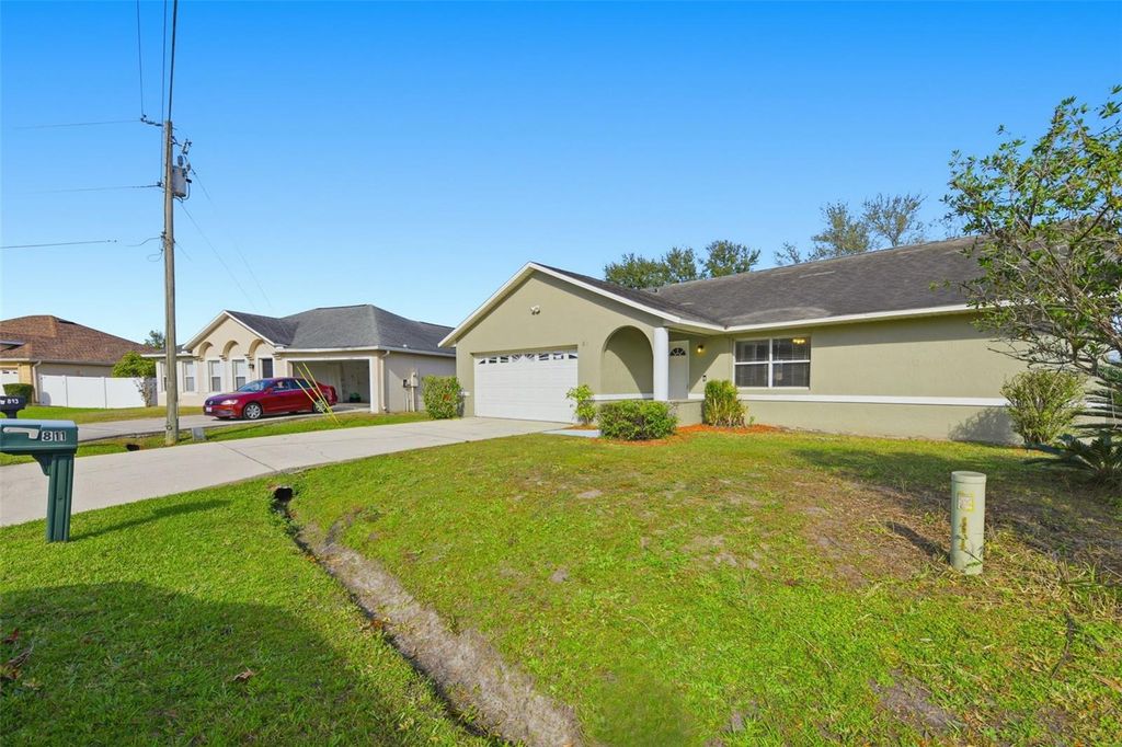 Photo of 811 Albi Court, Kissimmee, FL 34759 (MLS # O6362412)