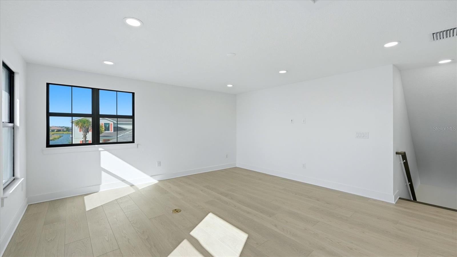 SOLSTICE PH ONE REP - Residential