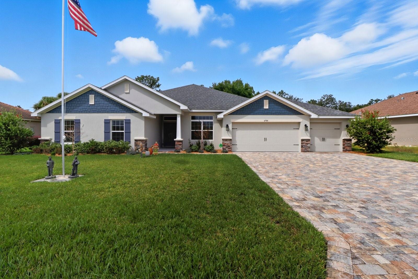 JULIETTE FALLS - Residential