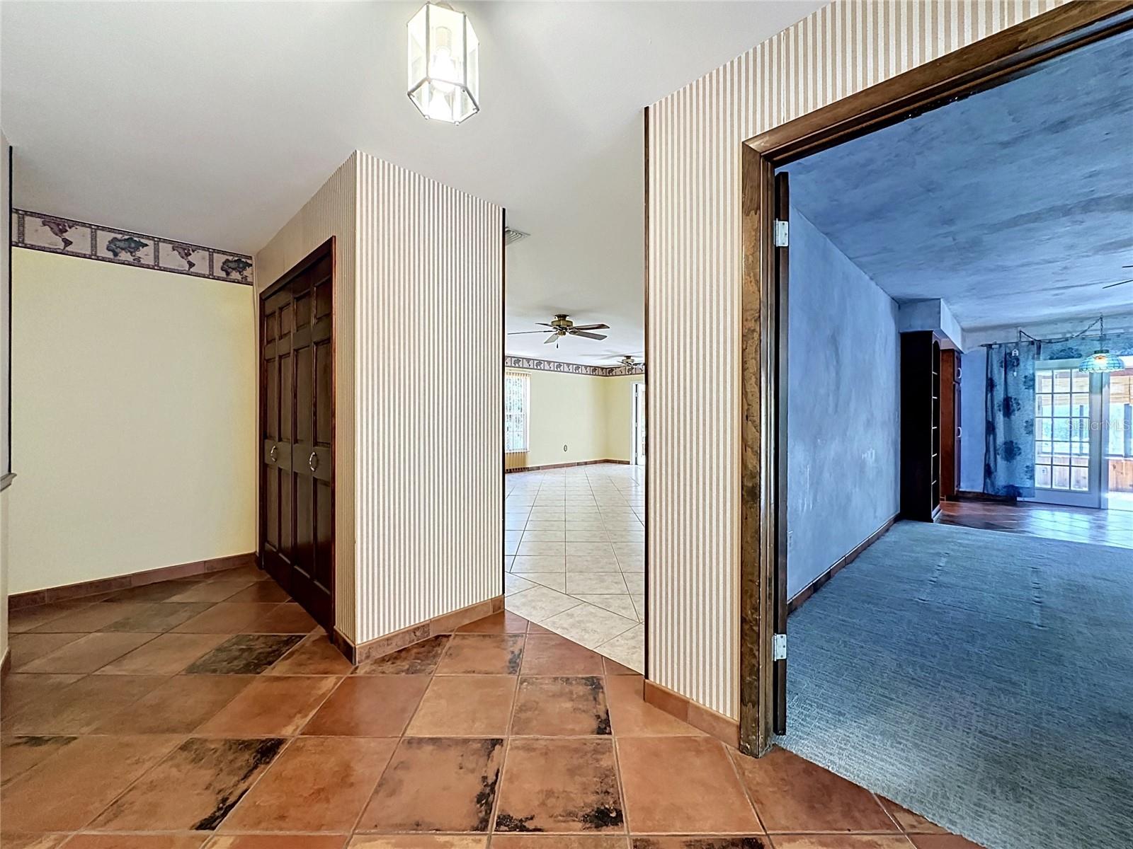 653 GREEN MEADOW AVENUE