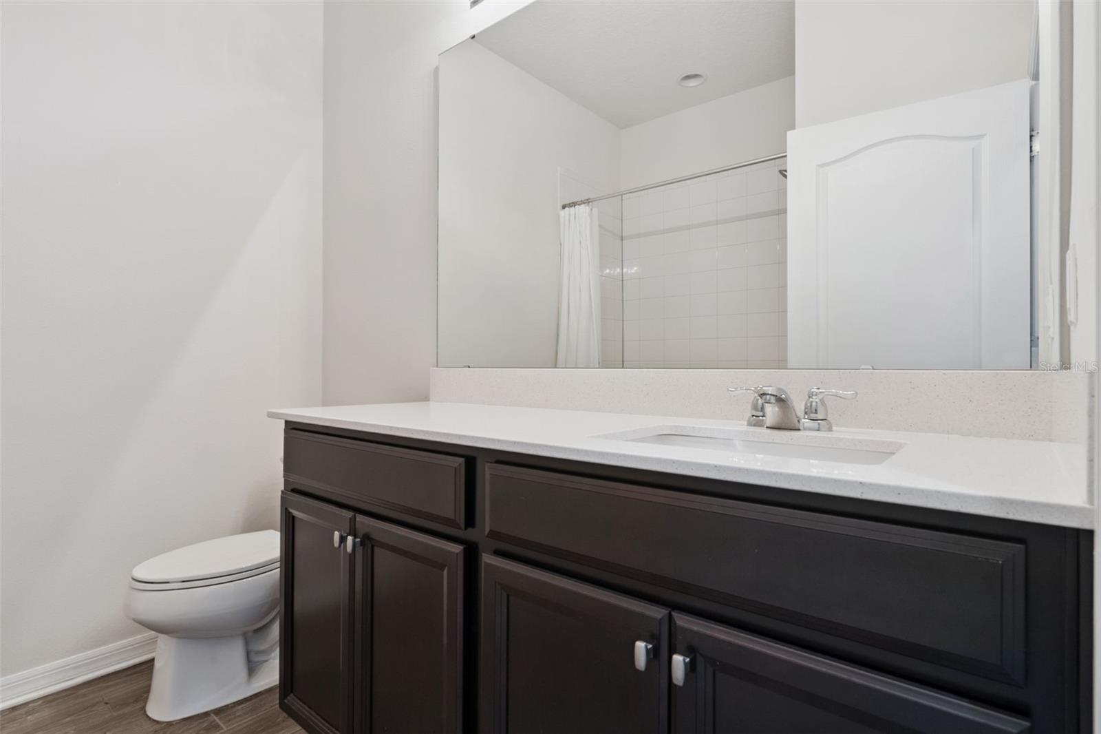 ORCHARD HILLS - Residential