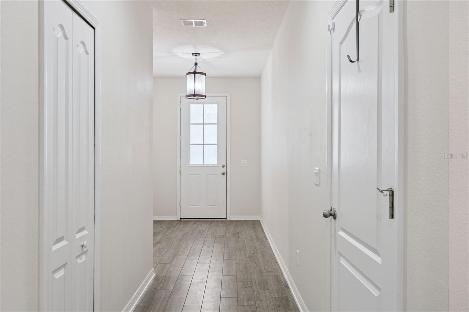 ORCHARD HILLS - Residential