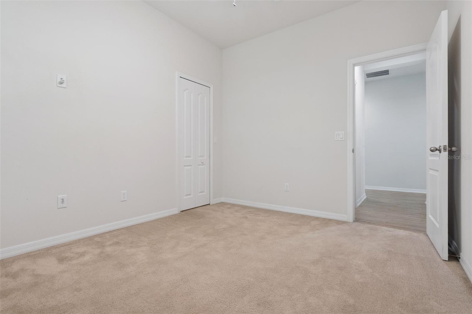 ORCHARD HILLS - Residential