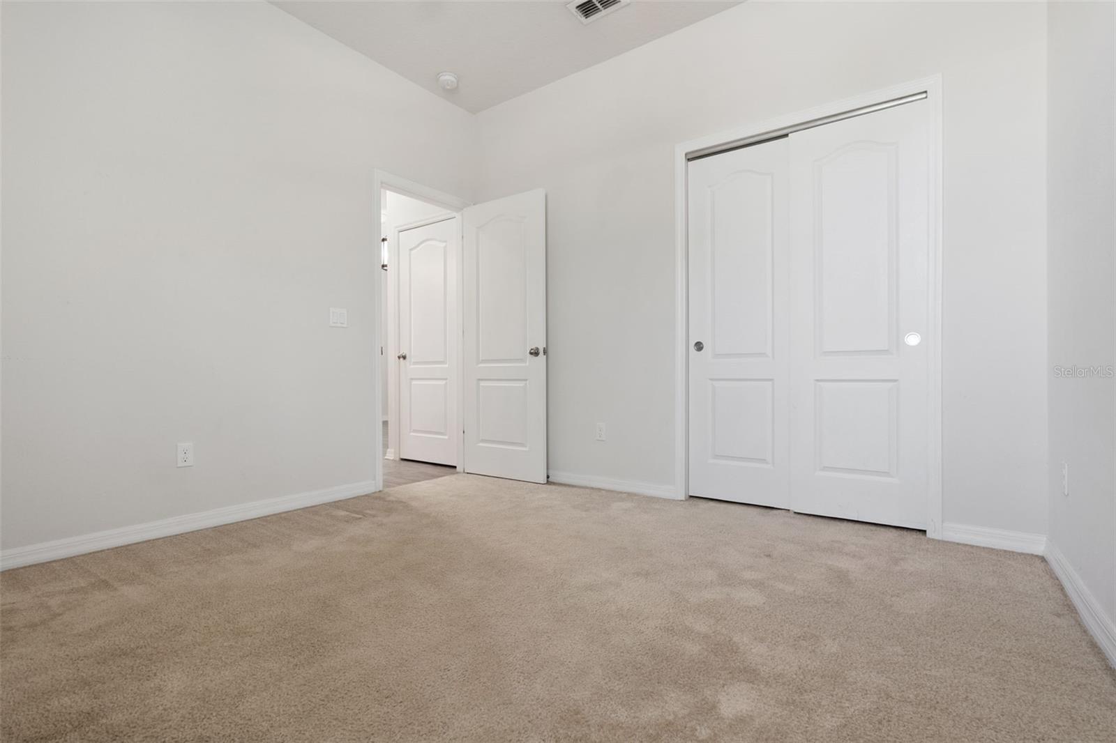 ORCHARD HILLS - Residential
