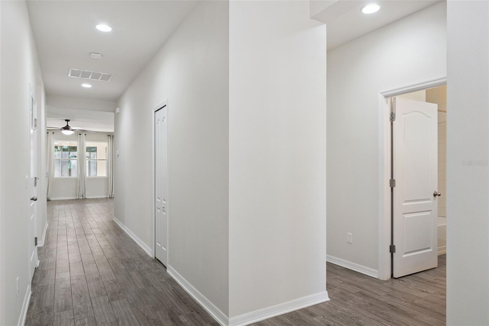 ORCHARD HILLS - Residential