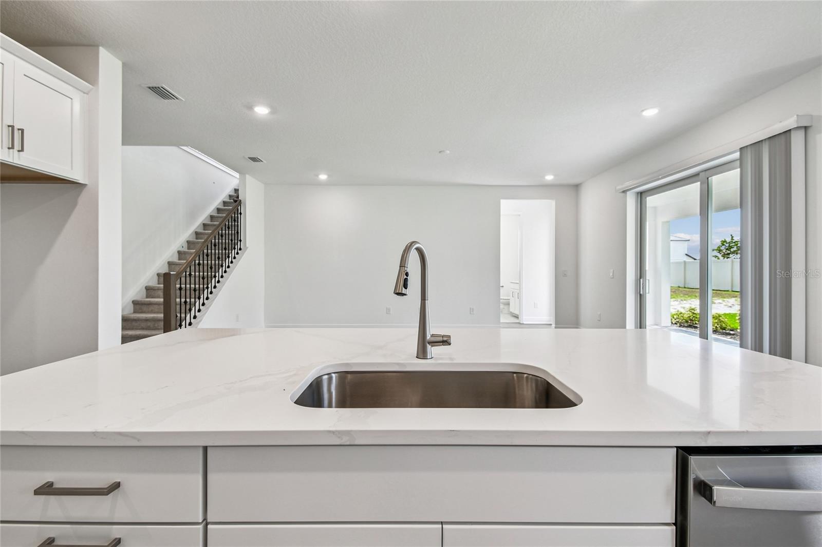 HAWKSTONE - Residential