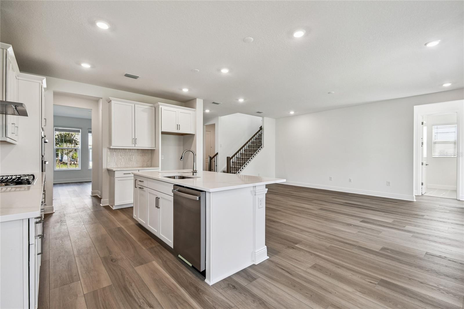 HAWKSTONE - Residential