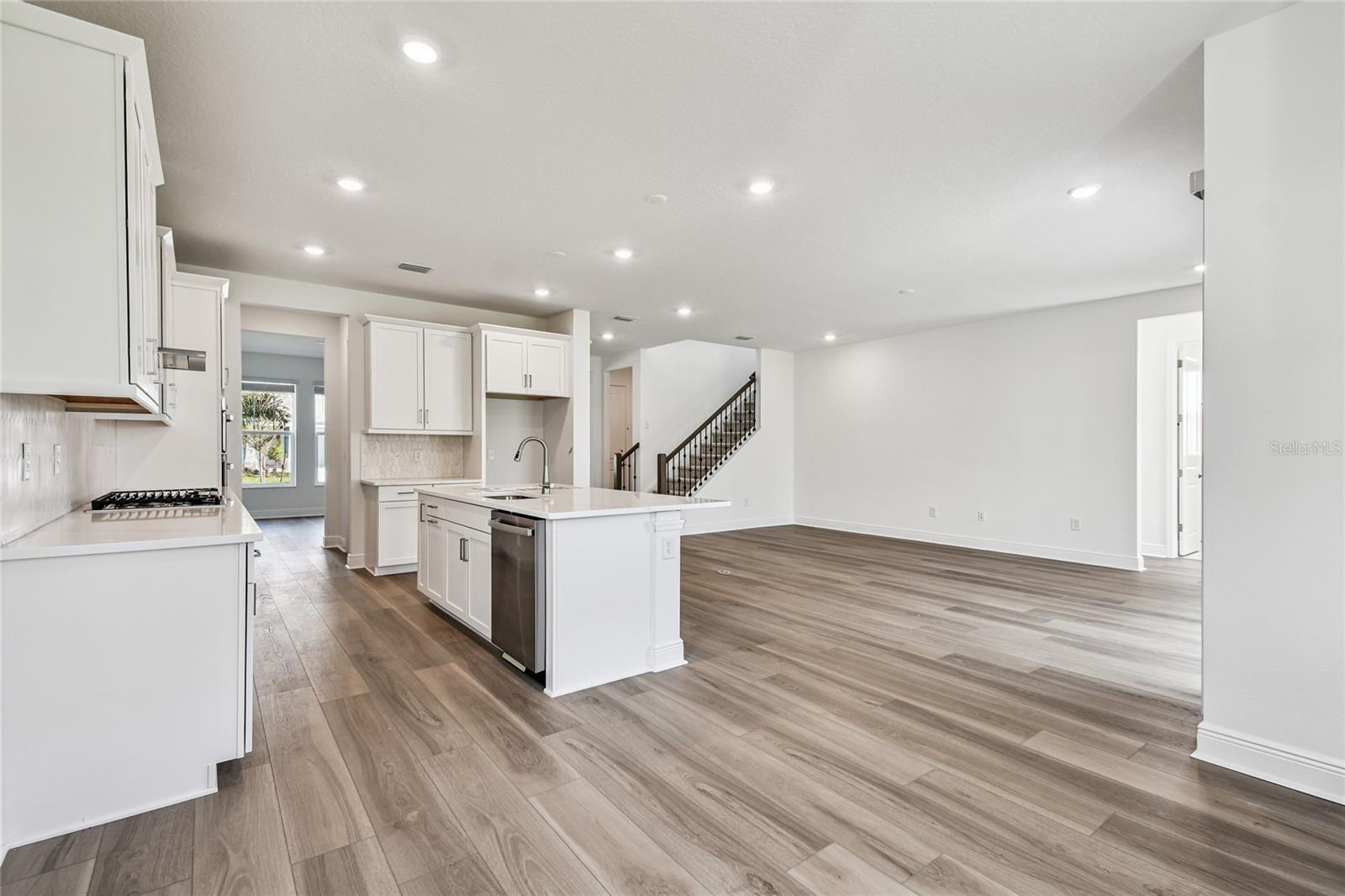 HAWKSTONE - Residential