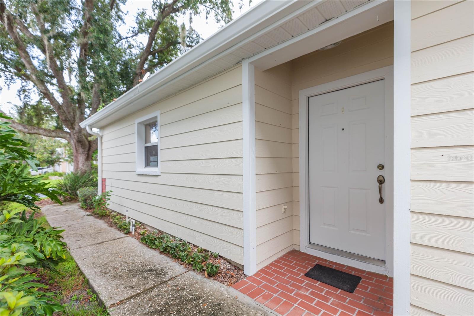 5161 STERLING MANOR DRIVE