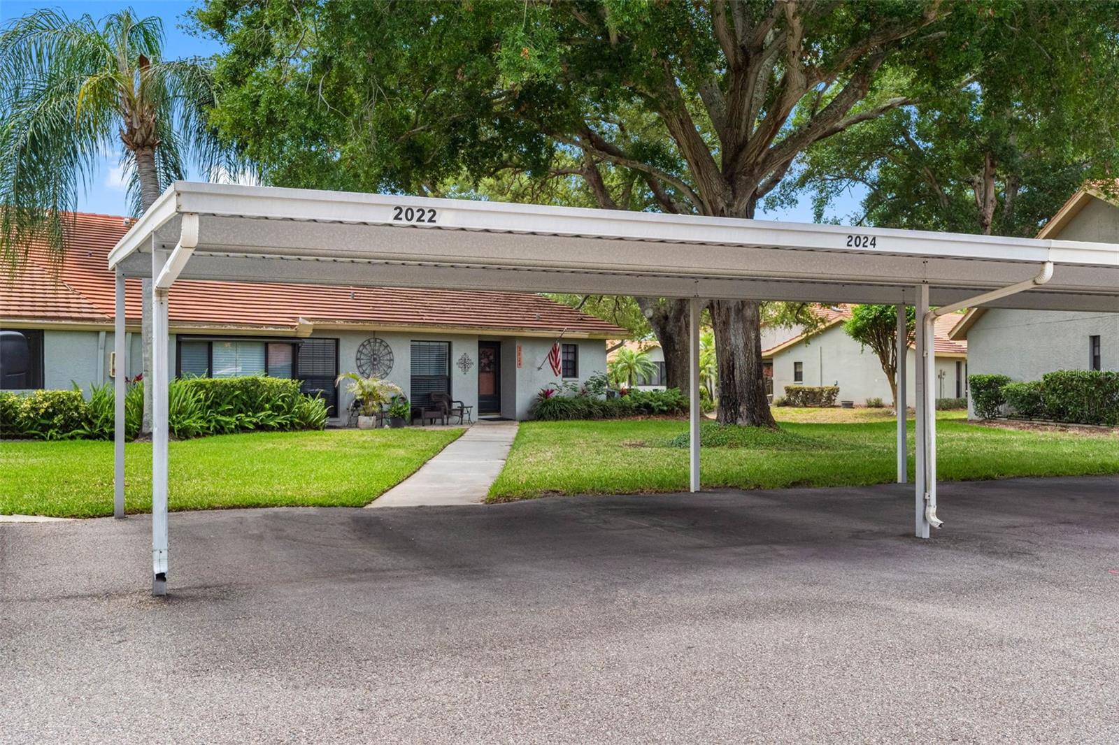 VILLAS OF LAKE ARBOR - Residential
