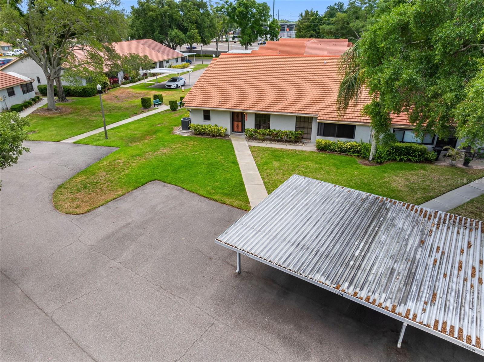 VILLAS OF LAKE ARBOR - Residential