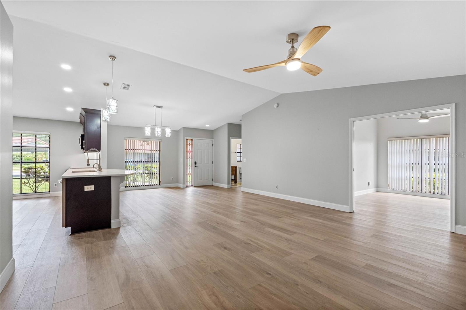VILLAS OF LAKE ARBOR - Residential