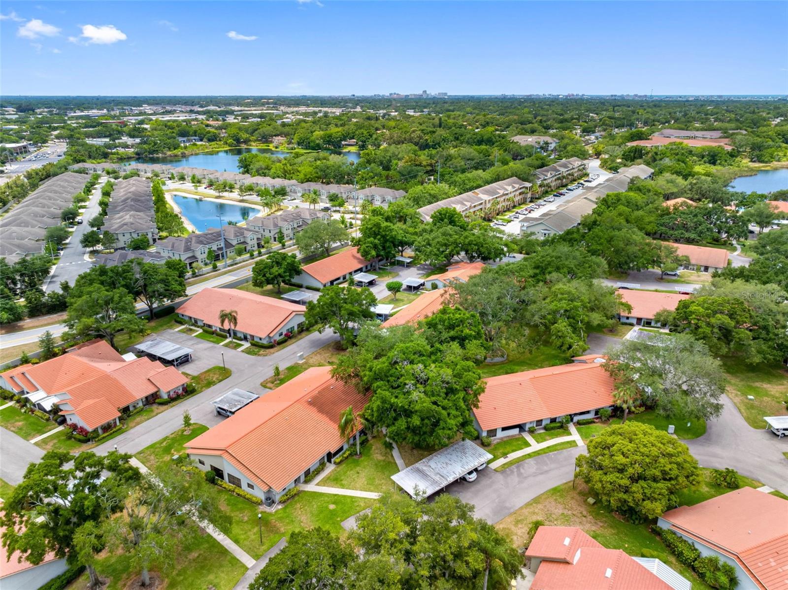 VILLAS OF LAKE ARBOR - Residential