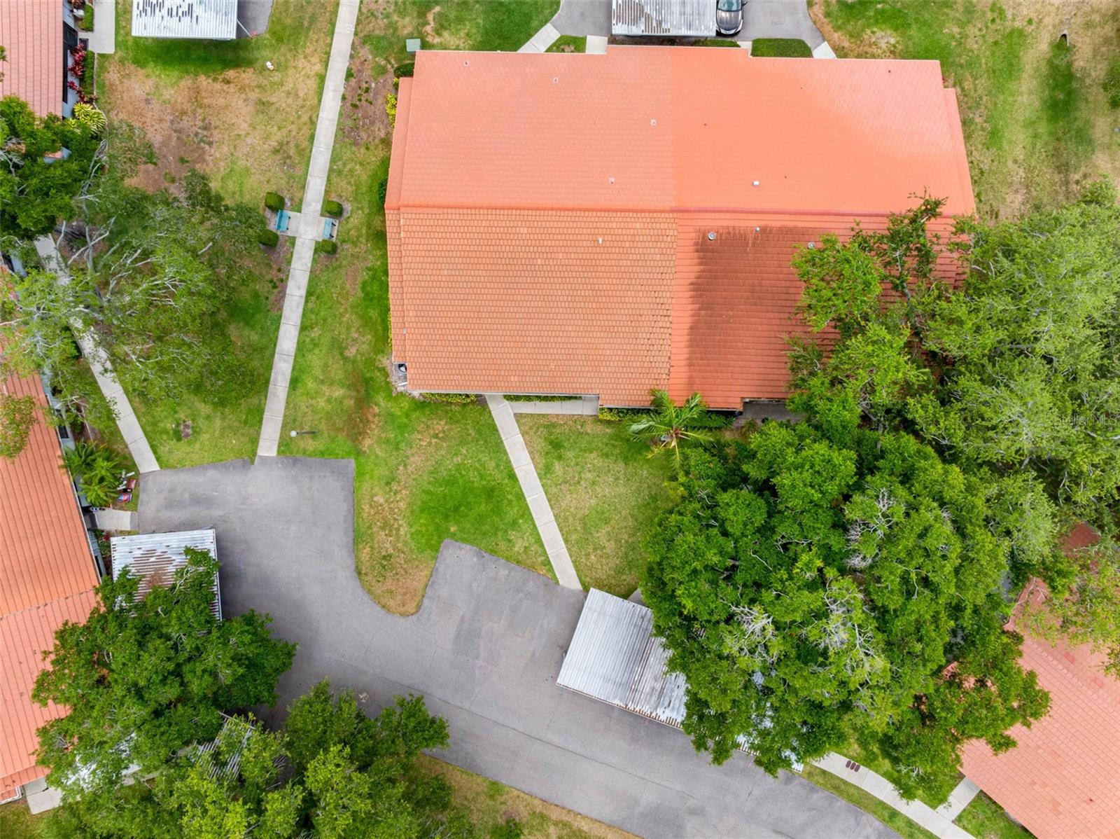 VILLAS OF LAKE ARBOR - Residential