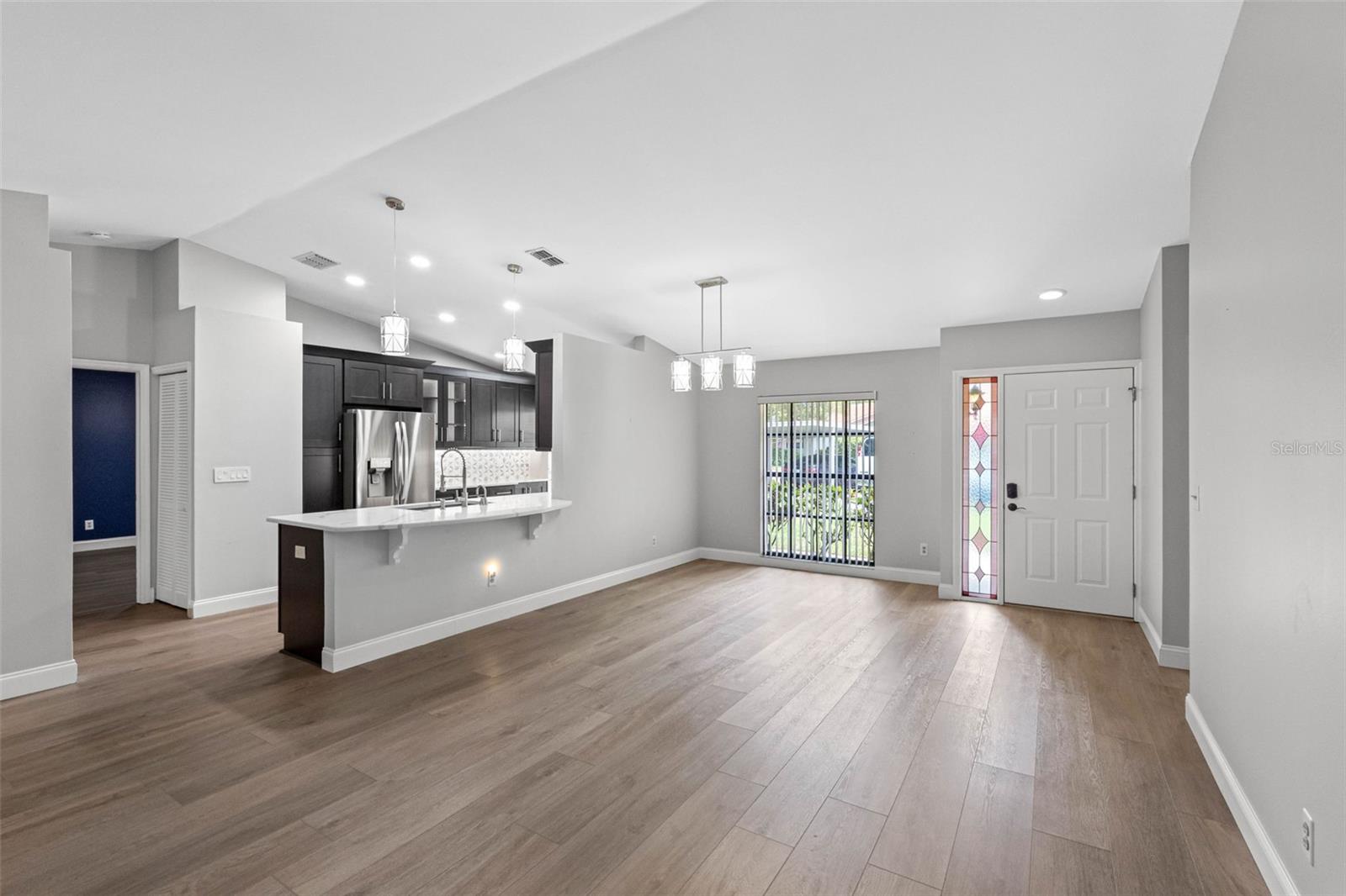 VILLAS OF LAKE ARBOR - Residential