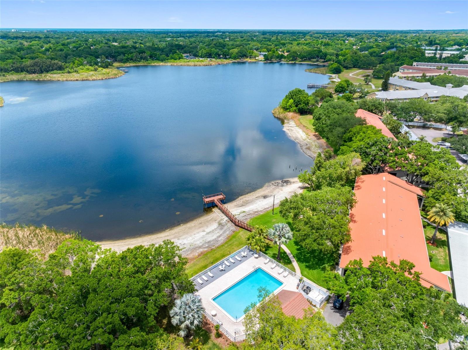 VILLAS OF LAKE ARBOR - Residential