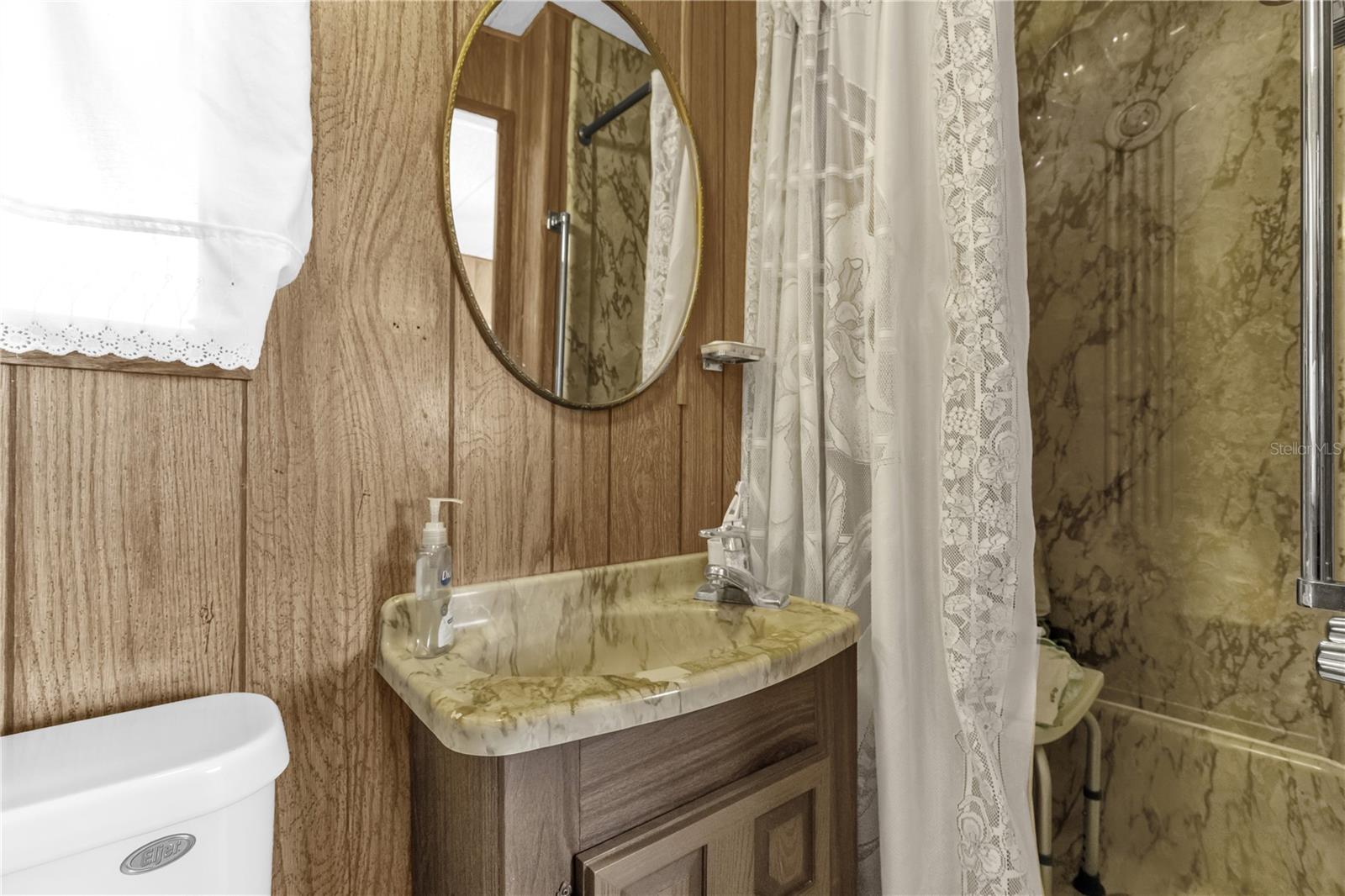 TIDEVUE ESTATES FIRST ADD - Residential