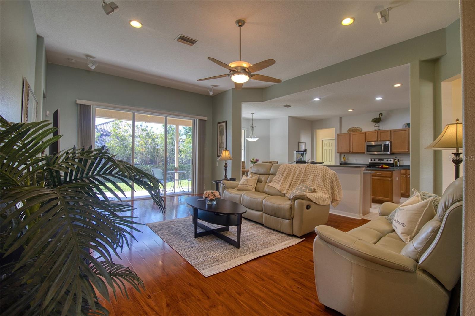2219 ELIZABETH WAY