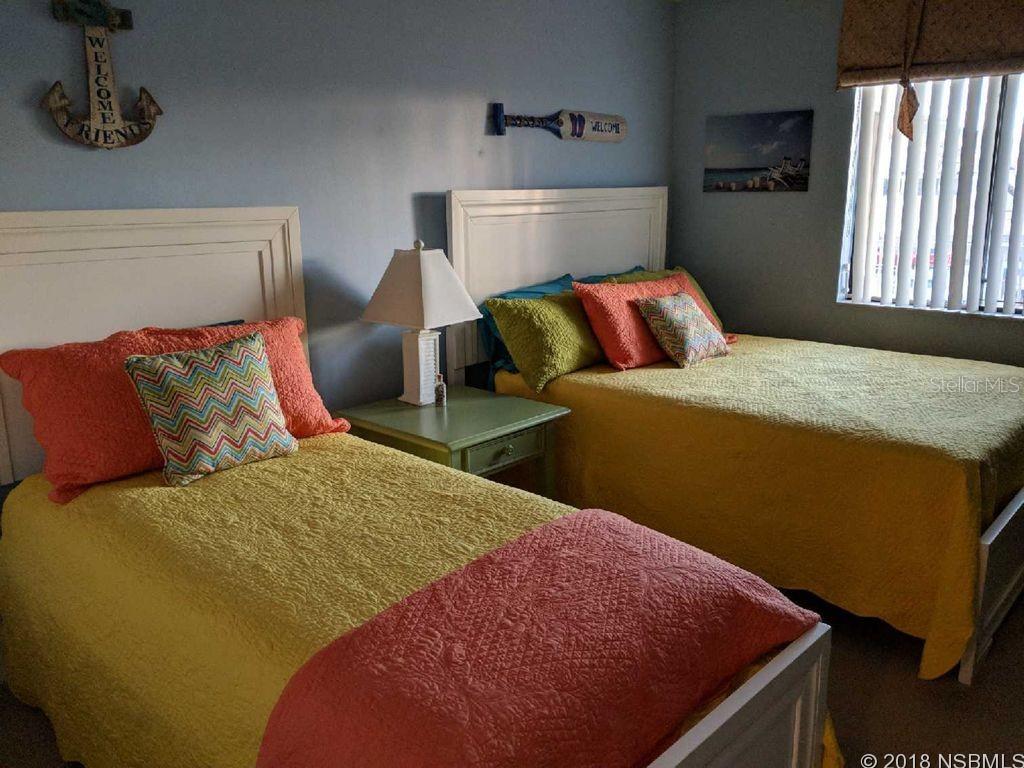 Pelican - Residential