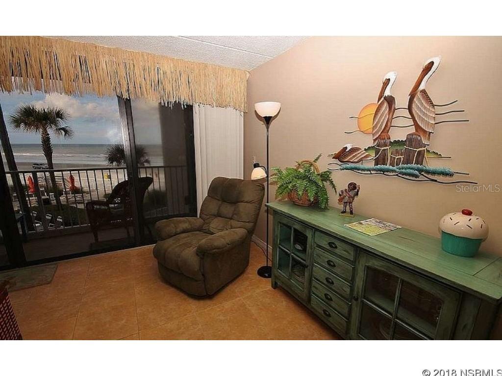 Pelican - Residential