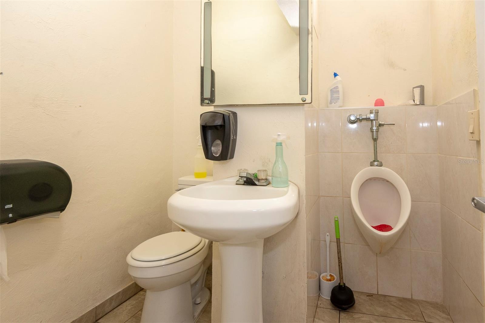 7244 - DAYTONA BEACH- MAIN ST - Commercial Sale