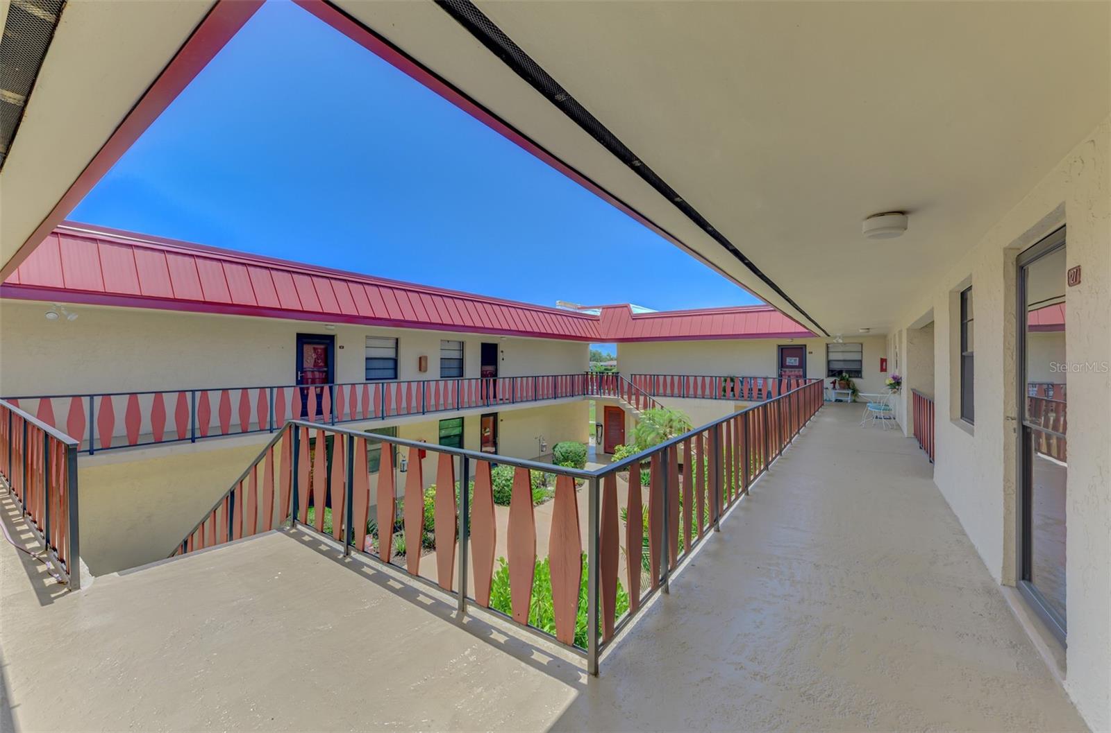 RIVERHOUSE - Residential